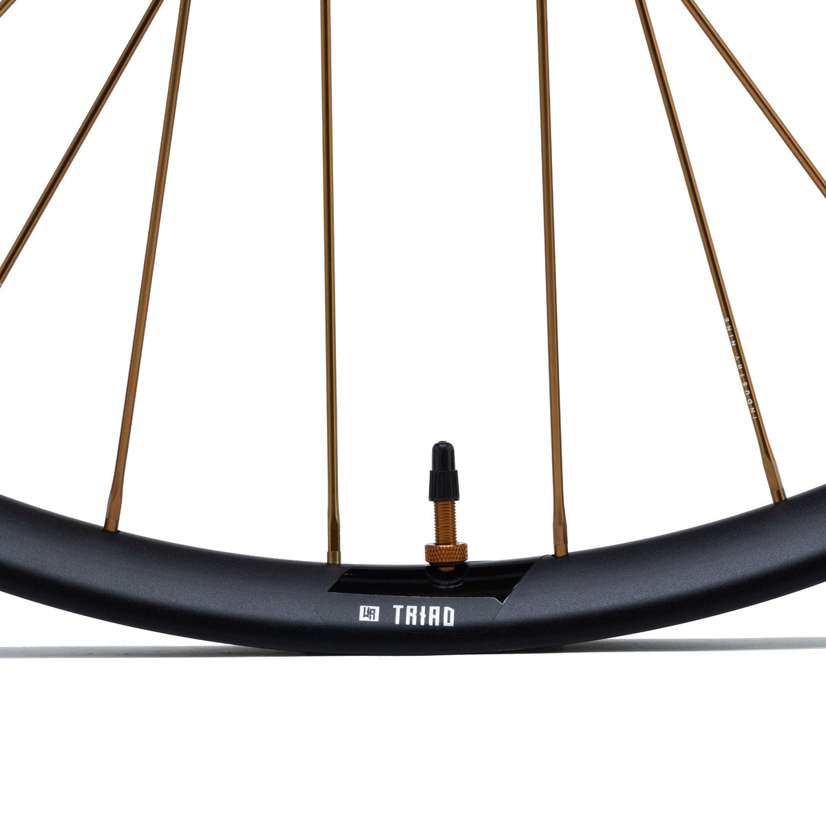 Industry Nine Triad Aluminium Felge Decal Detail