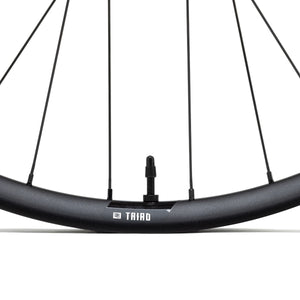 Triad Aluminium Felge Decal Detail J-Bend