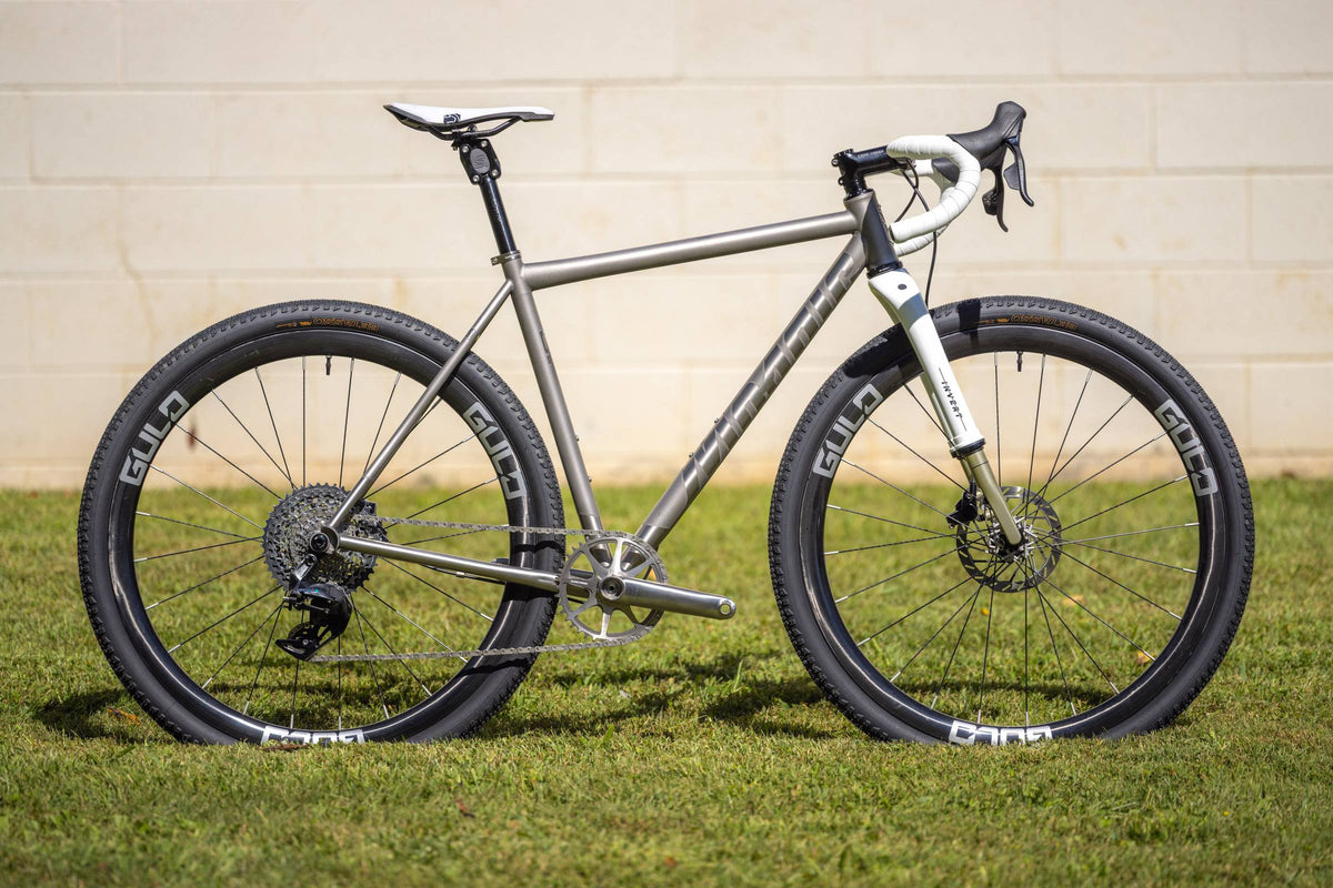 Cane Creek Invert Tuxedo am Gravel Bike
