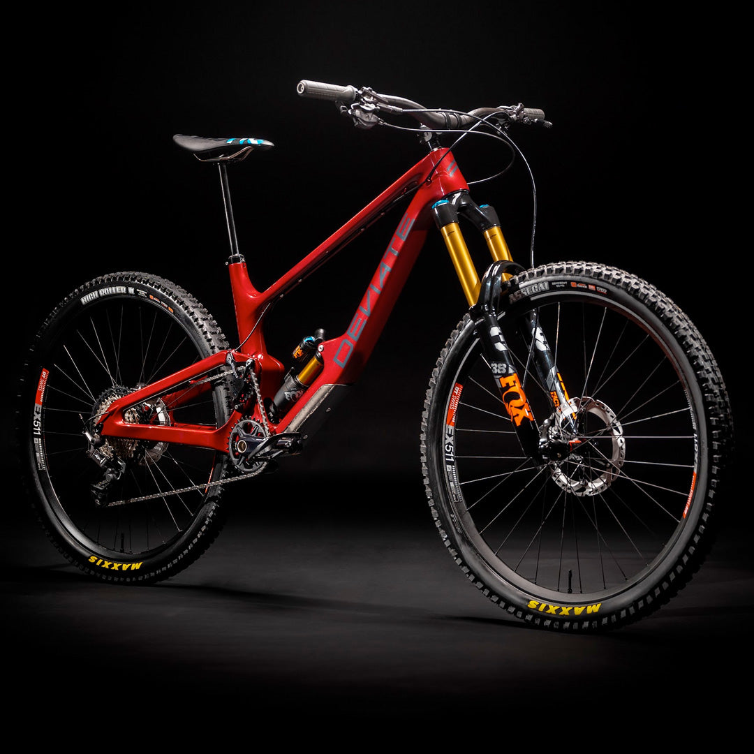 DEVIATE CYCLES - CLAYMORE 29ER || RED (FRAME)